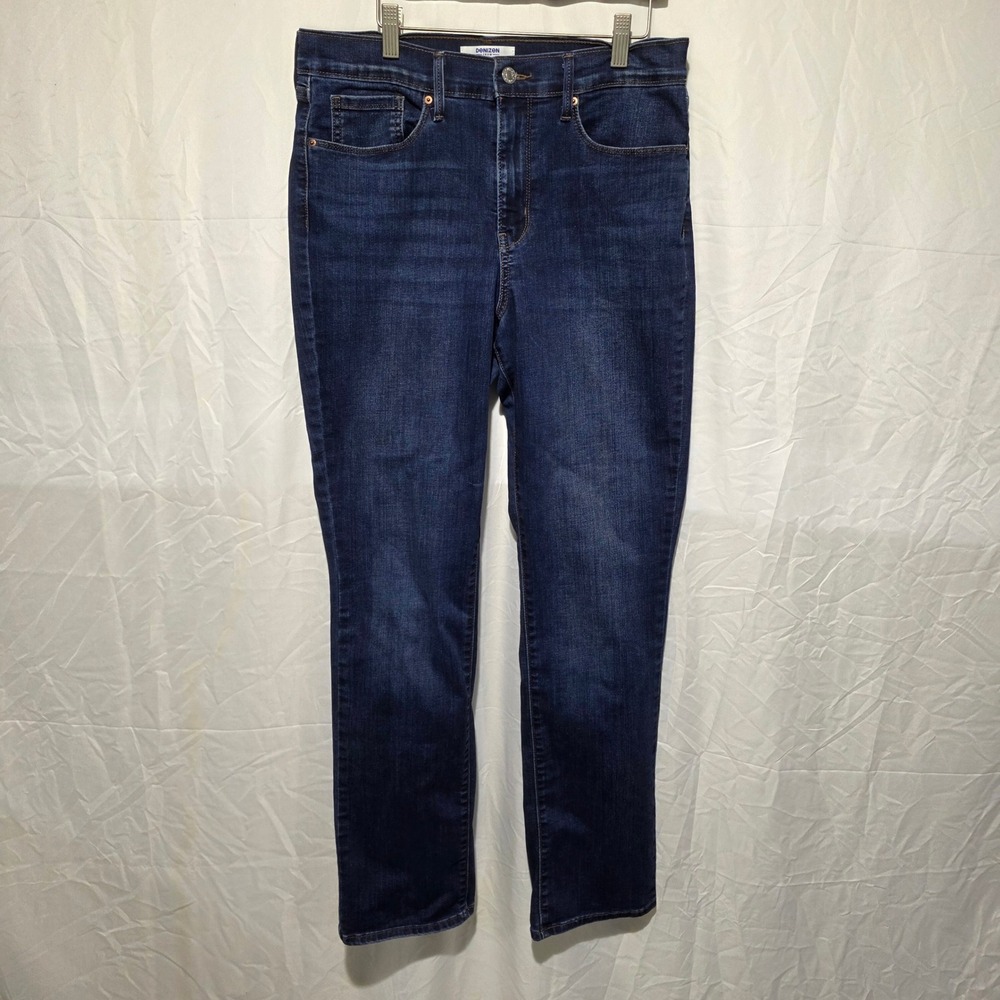 Denizen from Levis Womens High Rise Straight Jeans Dark Wash 10L W30 L32 A2712